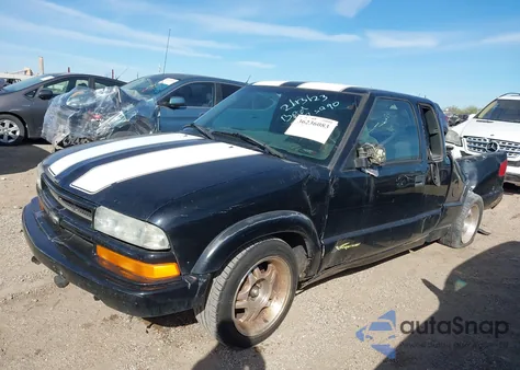 2002 Chevrolet S-10 Ls z USA, uszkodzony, nr VIN 1GCCS19W928151122